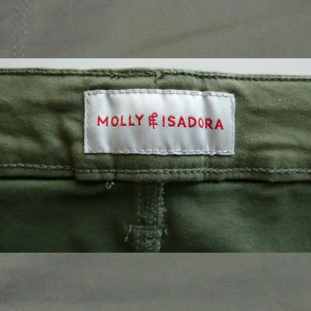 Molly & Isadora Green Shorts 24